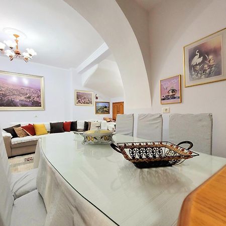 Marbi Guest House Gjirokastër Eksteriør bilde