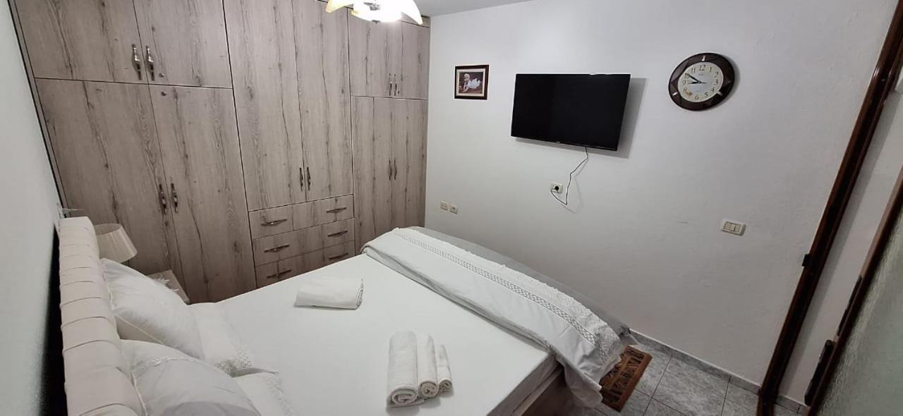 Marbi Guest House Gjirokastër Eksteriør bilde