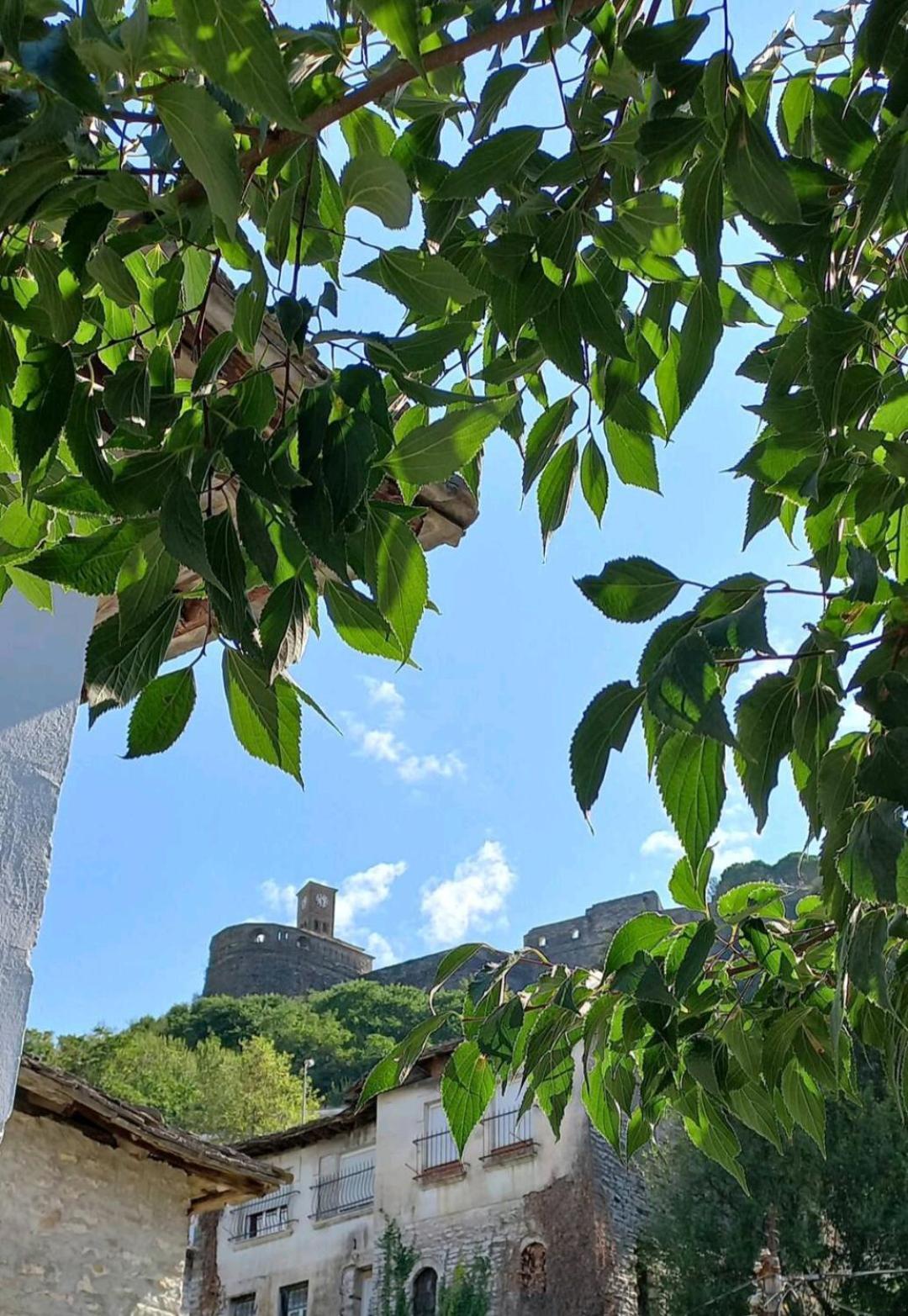 Marbi Guest House Gjirokastër Eksteriør bilde