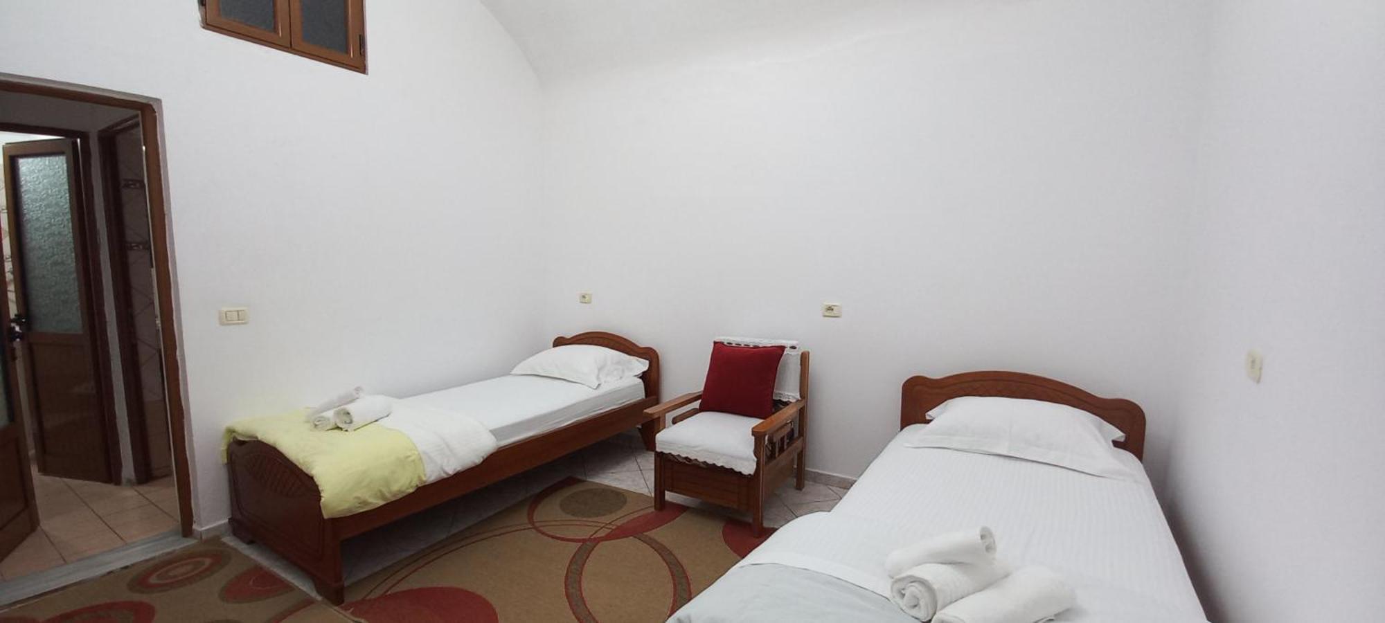 Marbi Guest House Gjirokastër Eksteriør bilde