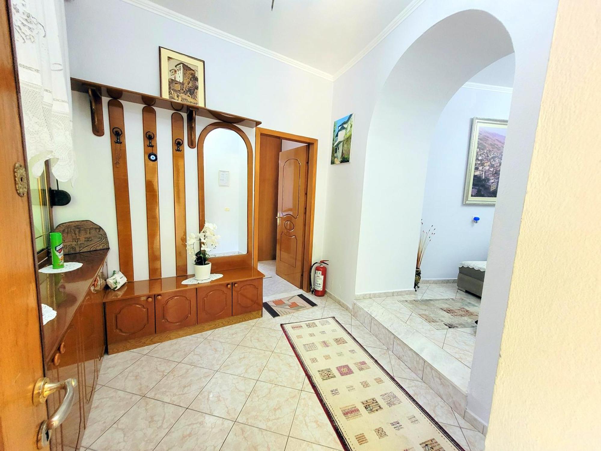 Marbi Guest House Gjirokastër Eksteriør bilde