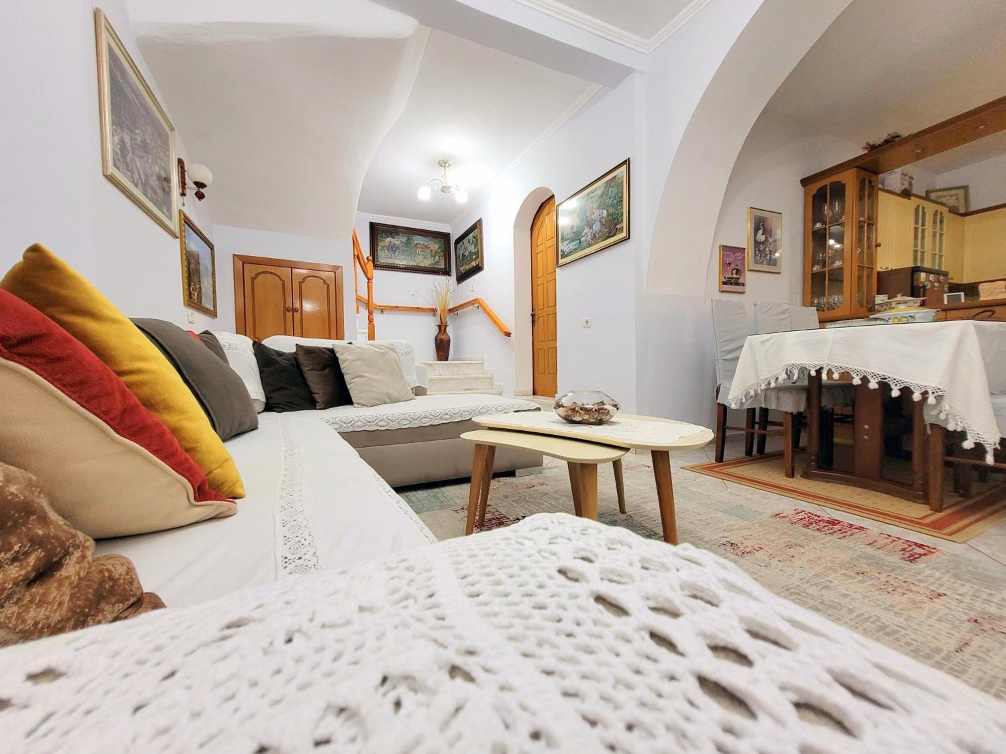 Marbi Guest House Gjirokastër Eksteriør bilde