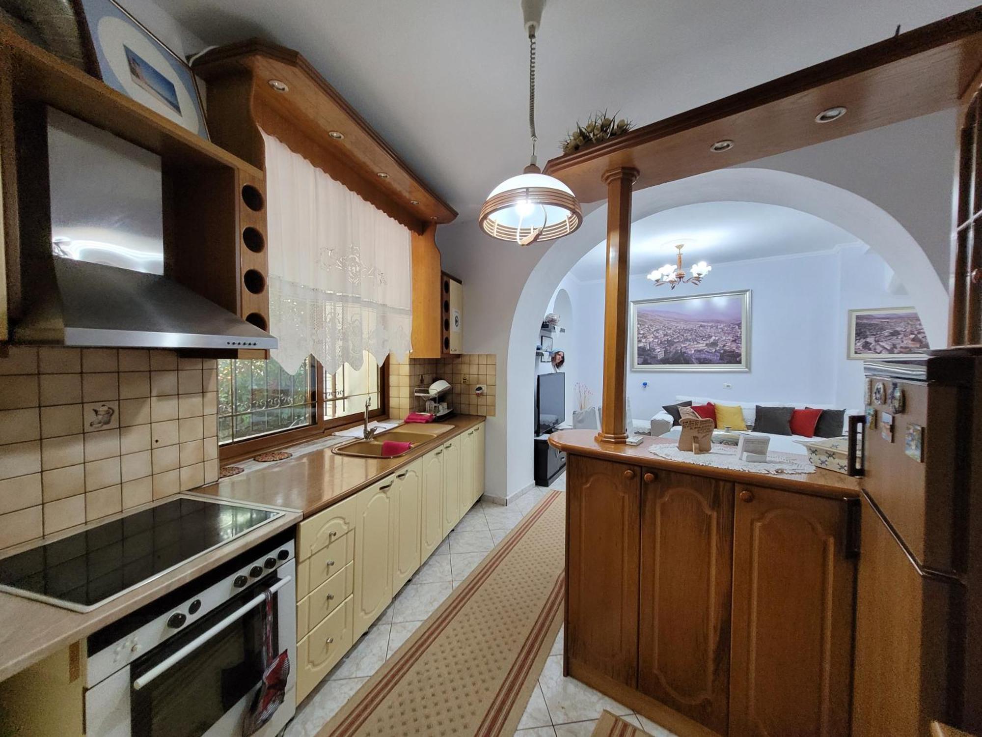 Marbi Guest House Gjirokastër Eksteriør bilde